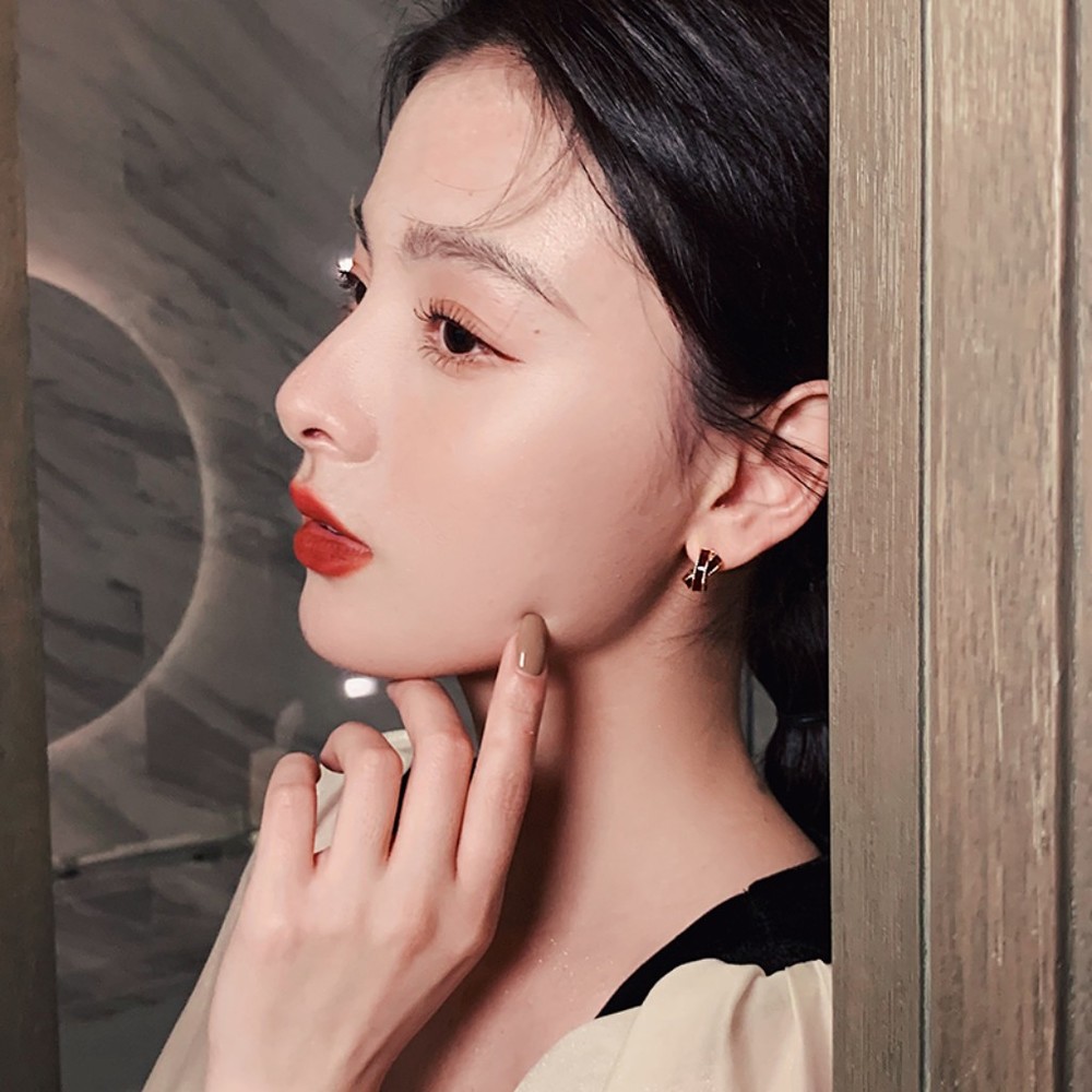 Meet your Posher, Peffley